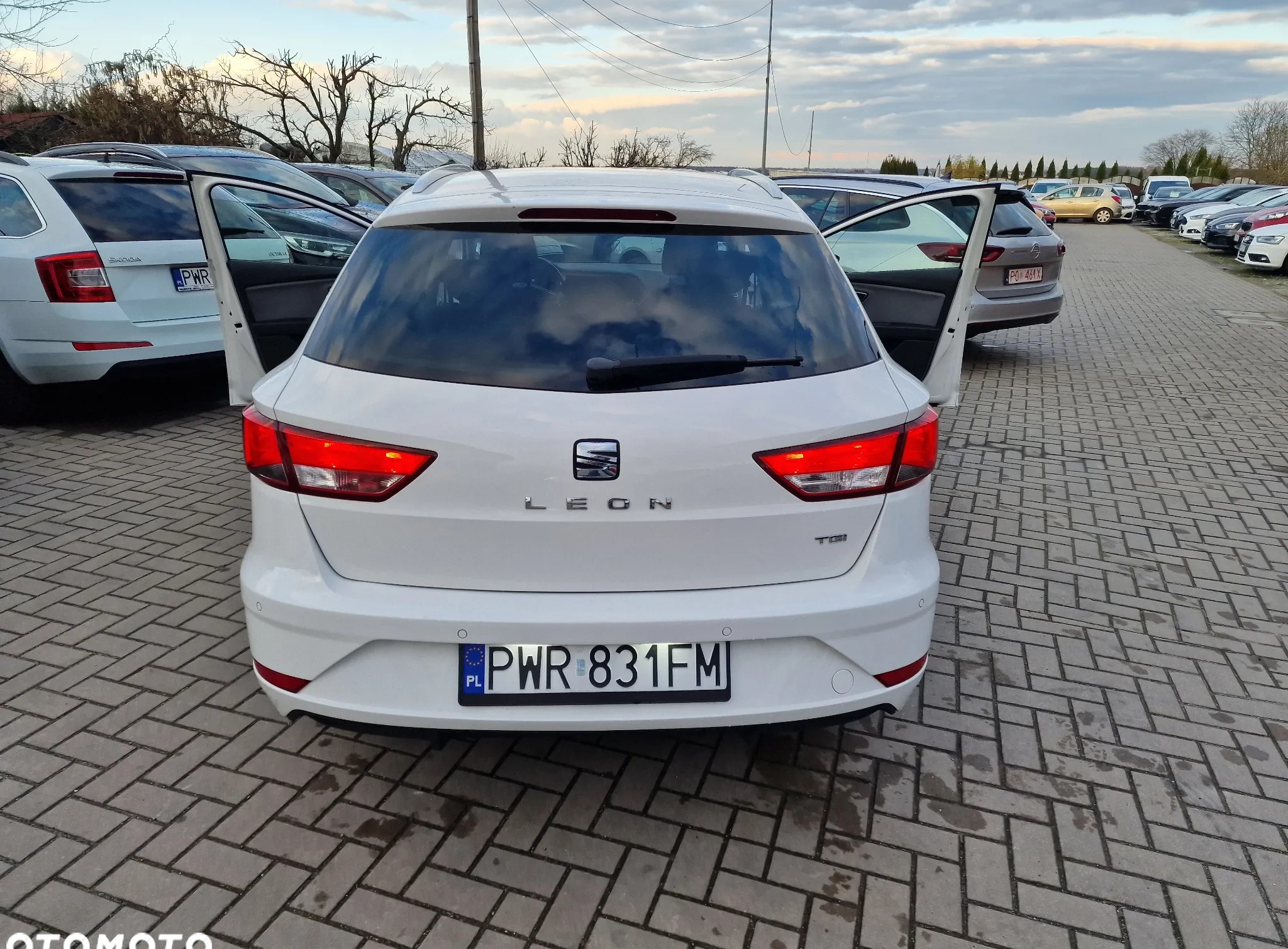 Seat Leon cena 41900 przebieg: 74000, rok produkcji 2018 z Lidzbark Warmiński małe 562